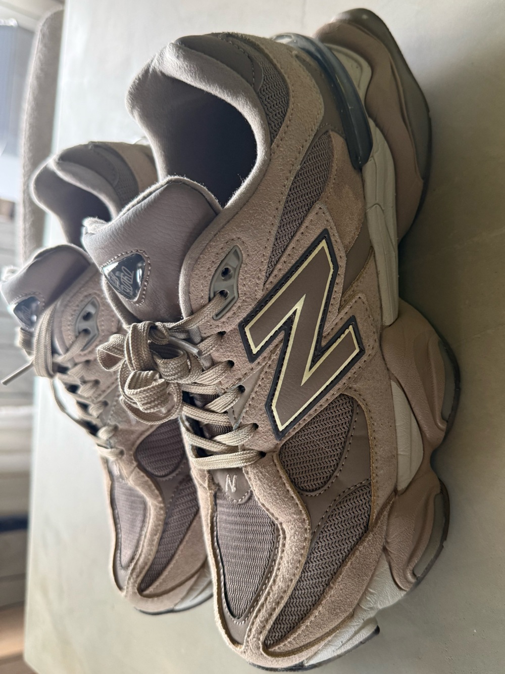 New Balance 9060 Sneakers - Brown/Light Brown M 9.5 W 11 EU 43